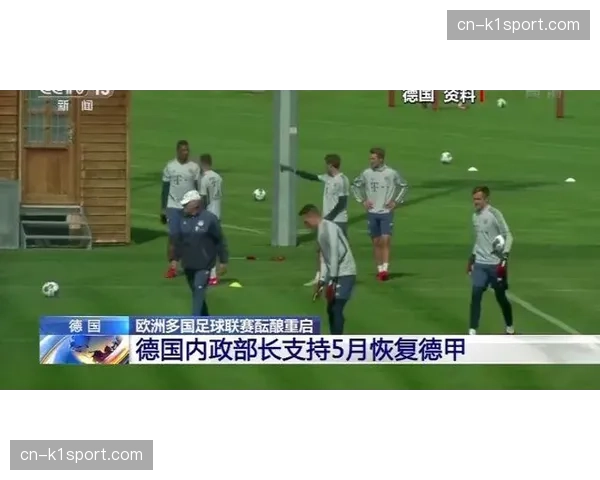 “草根联动：英超俱乐部开展‘校园足球周’，百名球星走进中小学”